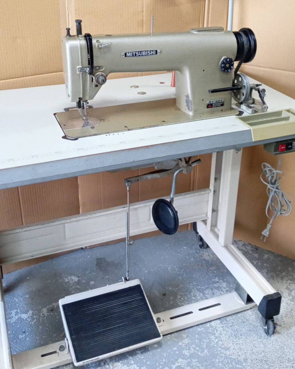  Mitsubishi DY-337( large boiler ) top and bottom sending sewing machine set operation verification goods industry for top and bottom sending sewing machine top and bottom sending sewing machine body 