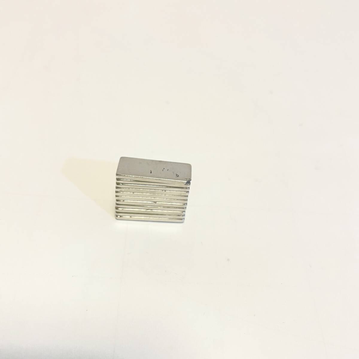 強力マグネット 角型 ネオジム磁石 20x8x1.5mm 直方体 強力磁石 小型長方形 マグネット 超強力な 棒磁石 DIY、建築科学、工芸 12個セット_画像10