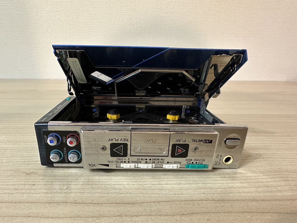 ! beautiful goods AIWA HS-J9 Aiwa portable cassette player blue 