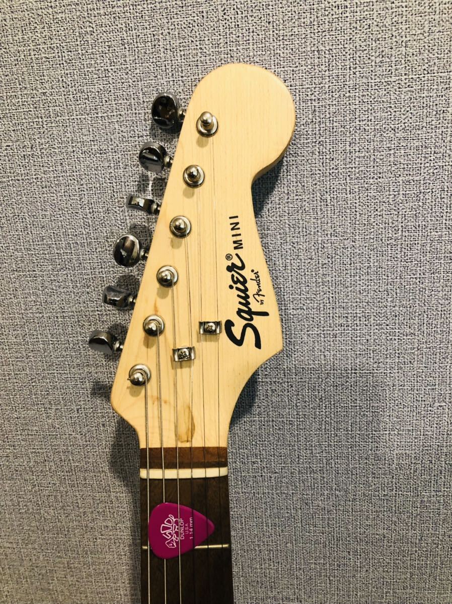 ◇ Squier Mini Strat Fender フェンダー ギター Redソフトケース付 の画像2