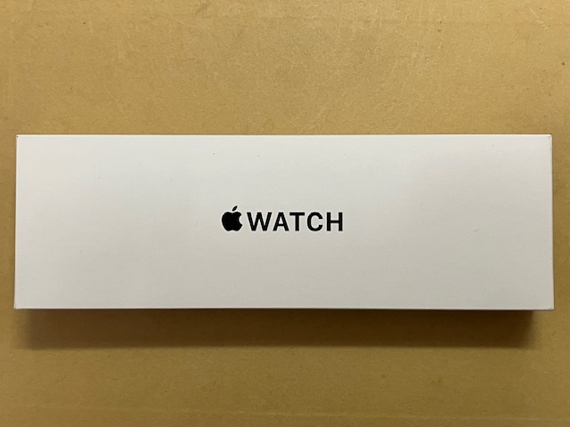 ★新品★Apple Watch SE 第2世代 GPSモデル 40mm スターライトアルミニウムケース スターライトスポーツバンド S/Mの画像1