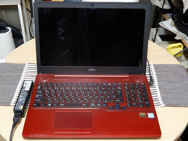 ■FMV LIFEBOOK AH53/B2 LED15.6型 Windows 10 Core i7-7700HQ BD(BDXL対応) 8GB/ ジャンクの画像1