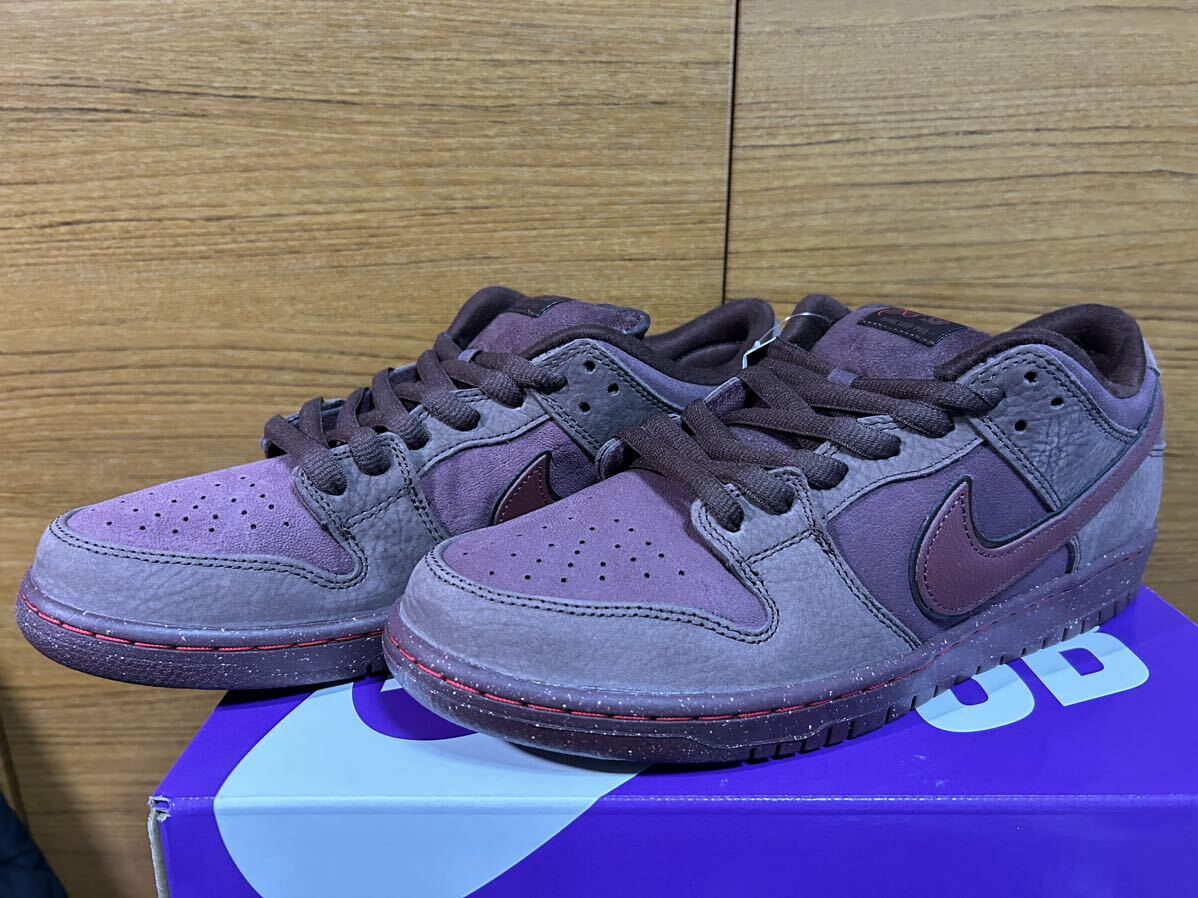 29m US11【新品未使用・国内黒タグ付】NIKE DUNK LOW SB PREMIUM CITY OF LOVE BURGUNDY FN0619-600 ナイキ ダンク ロー バーガンディ_画像2