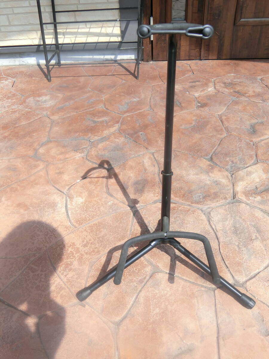  guitar stand Aichi from pick up also possibile 