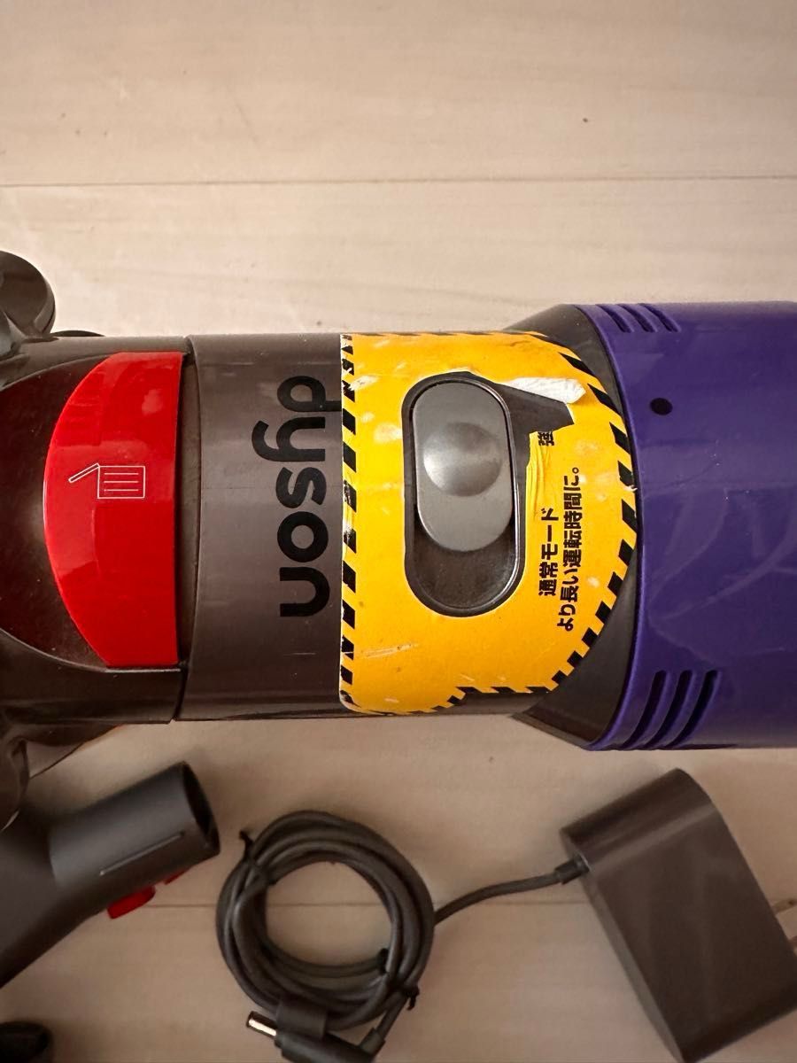 ダイソン dyson コードレスクリーナー 掃除機 Dyson ハンディクリーナー