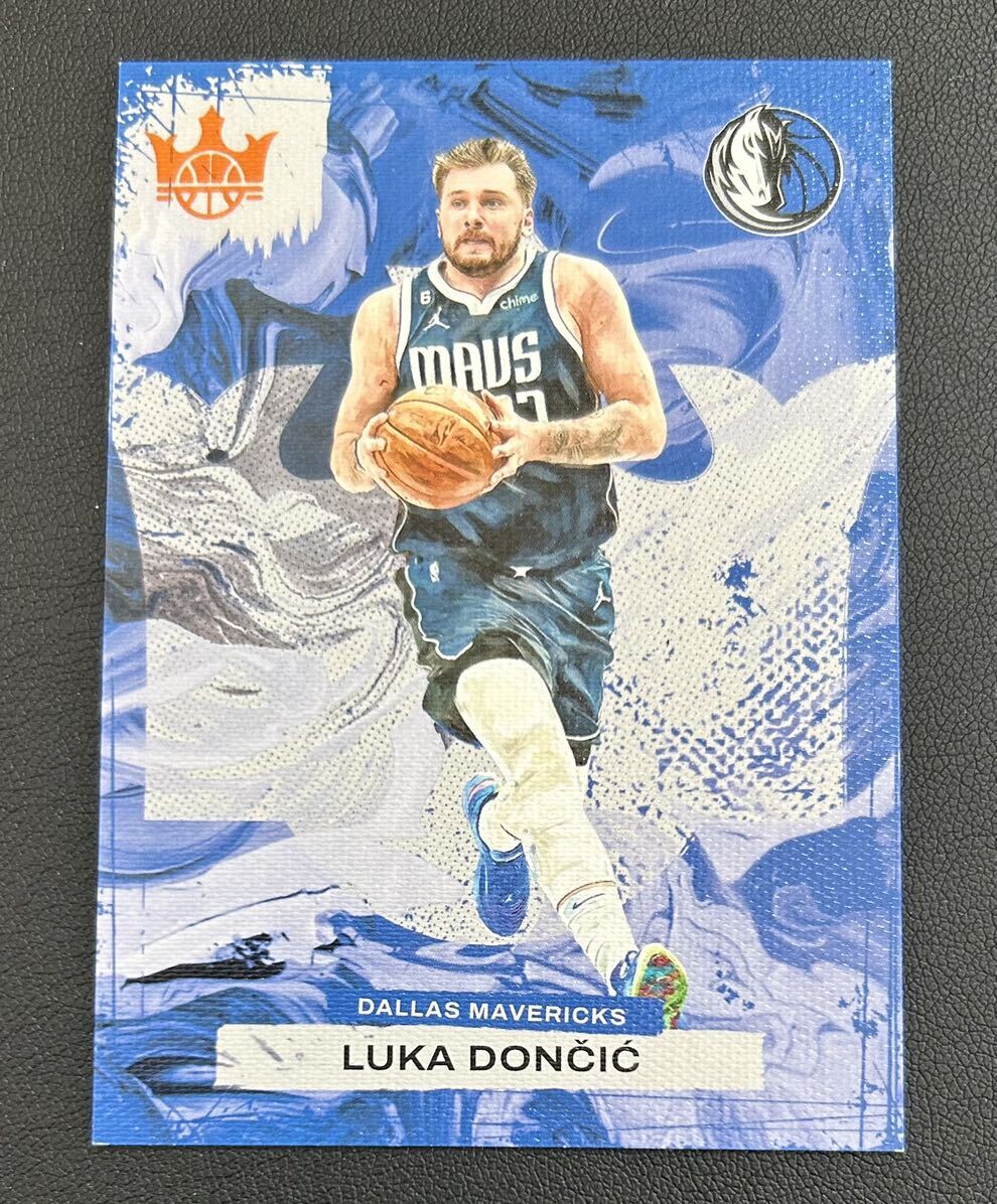 2023-24 Court Kings NBA Luka Doncic Mavericks 75枚限定 Orange Parallel Base #59の画像1