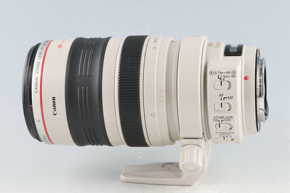 Canon Zoom EF 28-300mm F/3.5-5.6 L IS USM Lens #52569H33の画像5