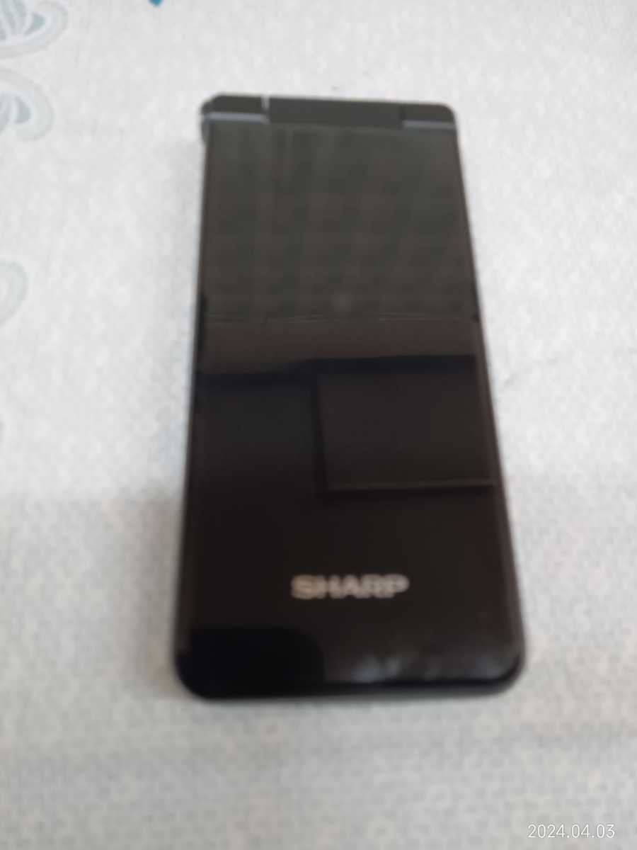 【SHARP】AQUOS    SH-N01 ブラック 中古  携帯電話 ジャンク   356115070171679 通電ＯＫの画像1