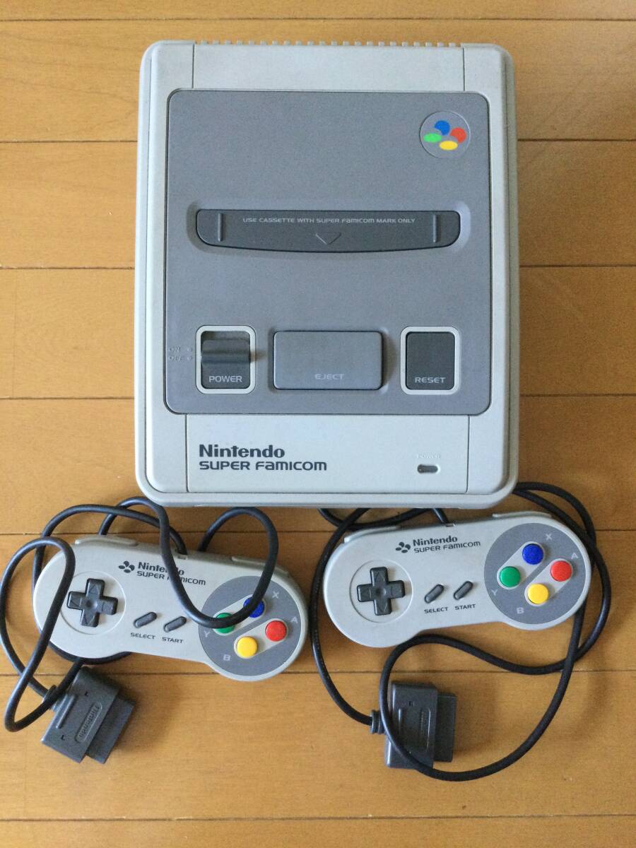 スーパーファミコン(SFC) 本体 ソフト7本付き ジャンク品の画像1