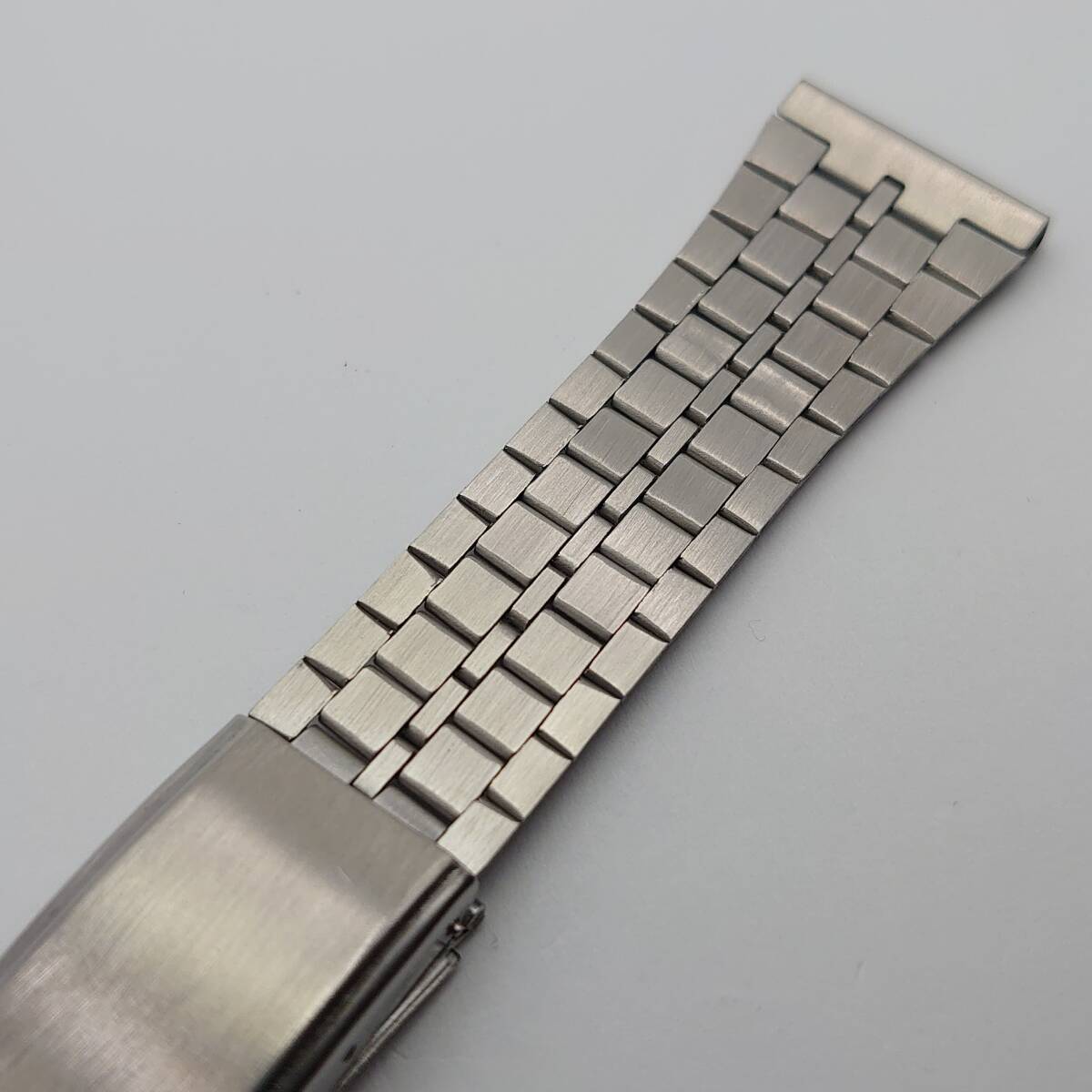 [20mm] ビンテージ ステンレス 腕時計ブレスレット① 金属ベルト ヘアライン ３つ折れバックルの画像4