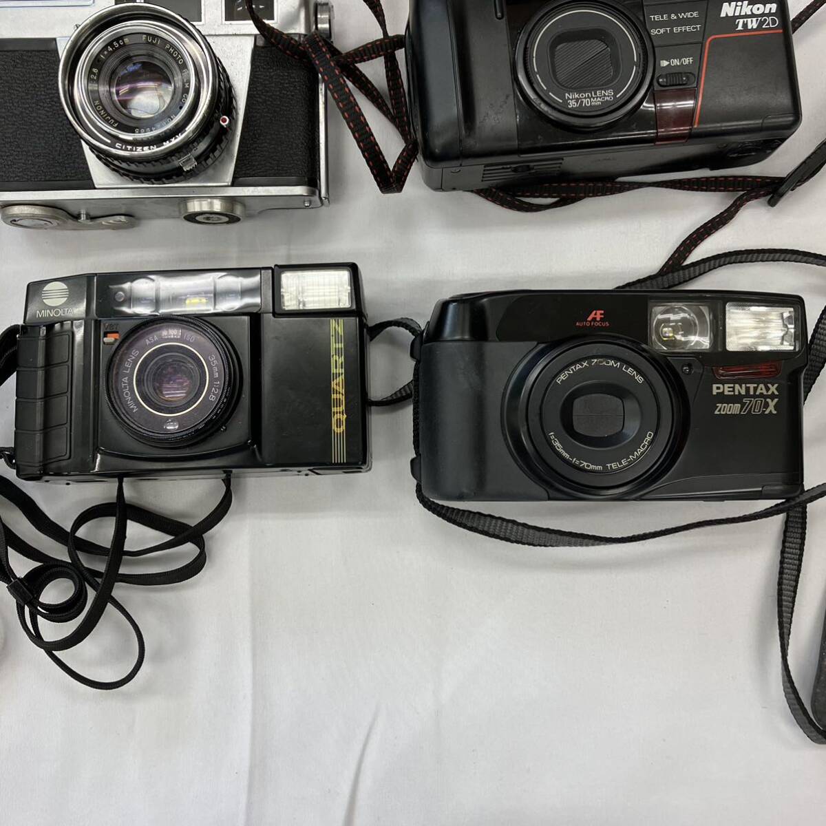 【ジャンク品】カメラ まとめ売り 計13個 一眼レフ Canon polaroid FGIFILM Konika olypus yashica pentaxの画像3