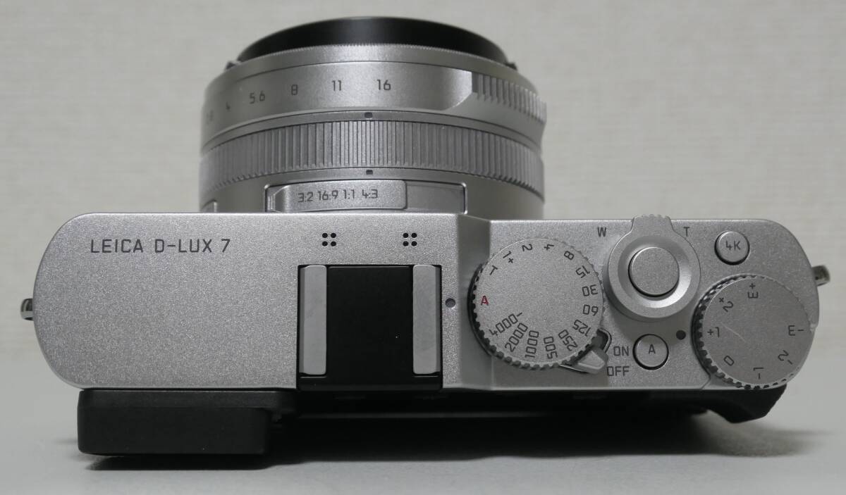 美品 Leica D-LUX7 シルバー ケース付き|Yahoo!フリマ(旧 美品 Leica D-LUX7 シルバー ケース付き|Yahoo!フリマ(旧
