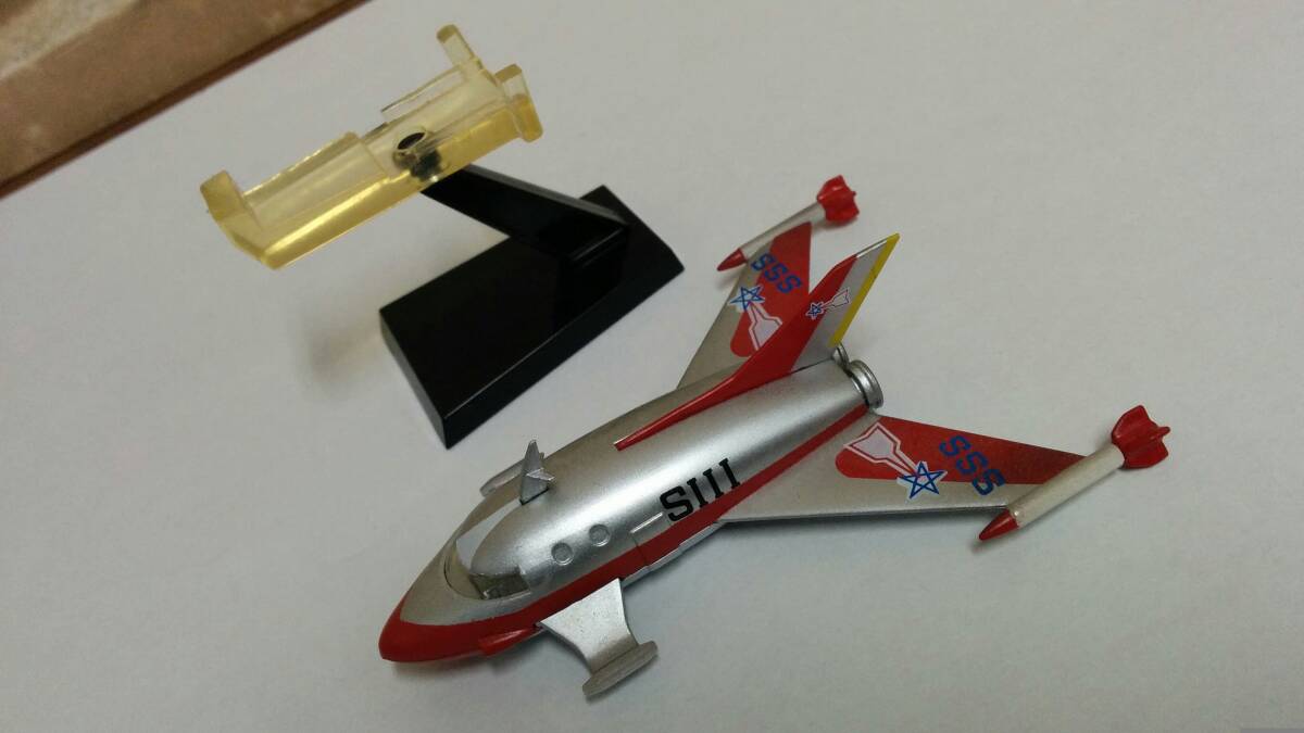Yahoo!オークション - ウルトラセブン 警備隊 4機 1号 ビークル Yahoo!オークション - ウルトラセブン 警備隊 4機 1号 ビークル
