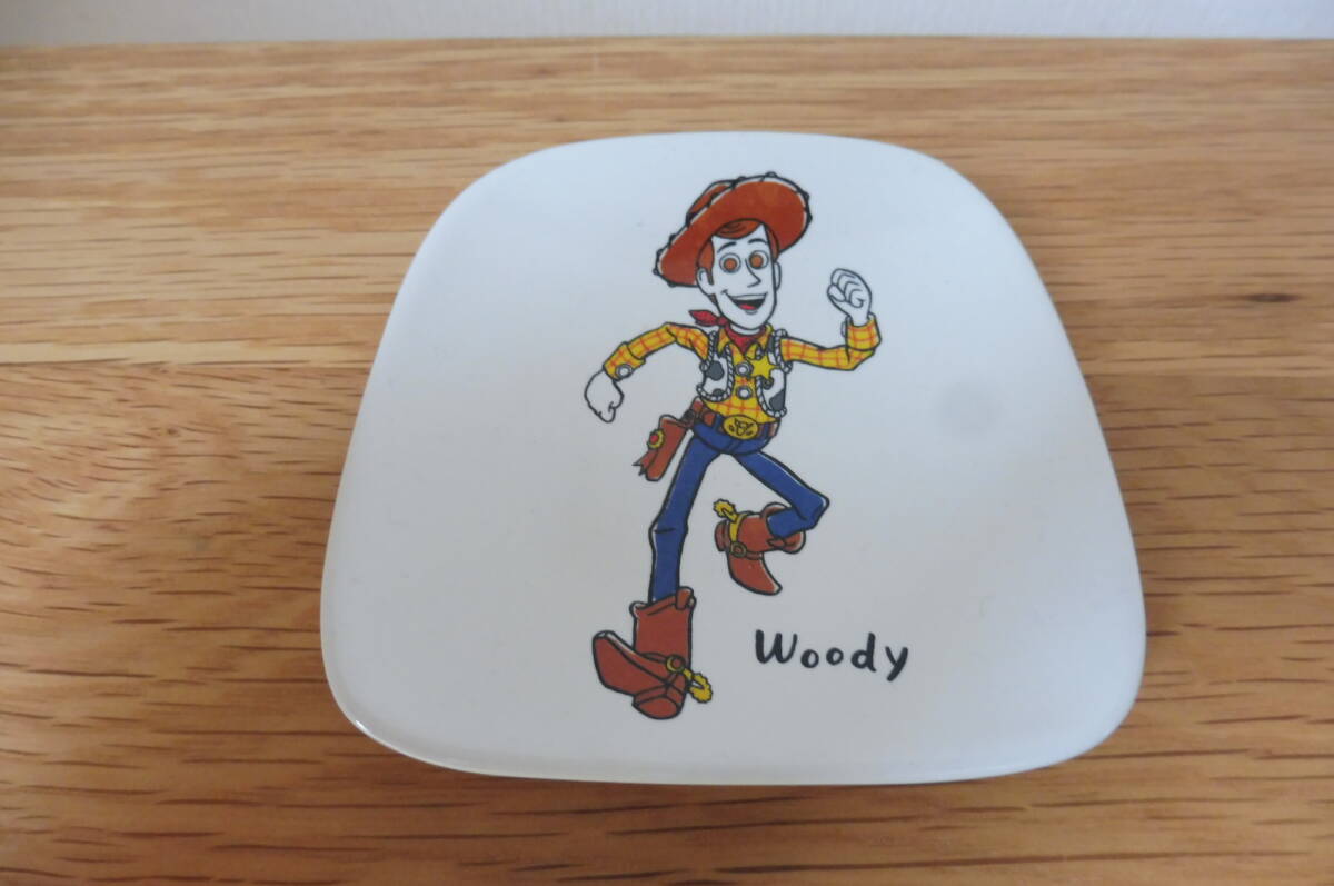 Woody　トイストーリー 3COINZ　ディズニー　皿　絵皿_画像1