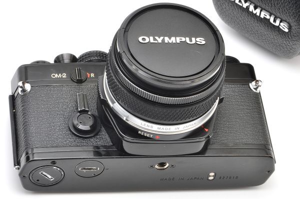 OLYMPUS OM-2 オリンパス ＯＭ－２ OM-SYSTEM H.ZUIKO AUTO-W 24mm F2.8 ズイコー オート－ Ｗ 革ケース キャップ 電池 日本 ZUIKO 24/2.8の画像1