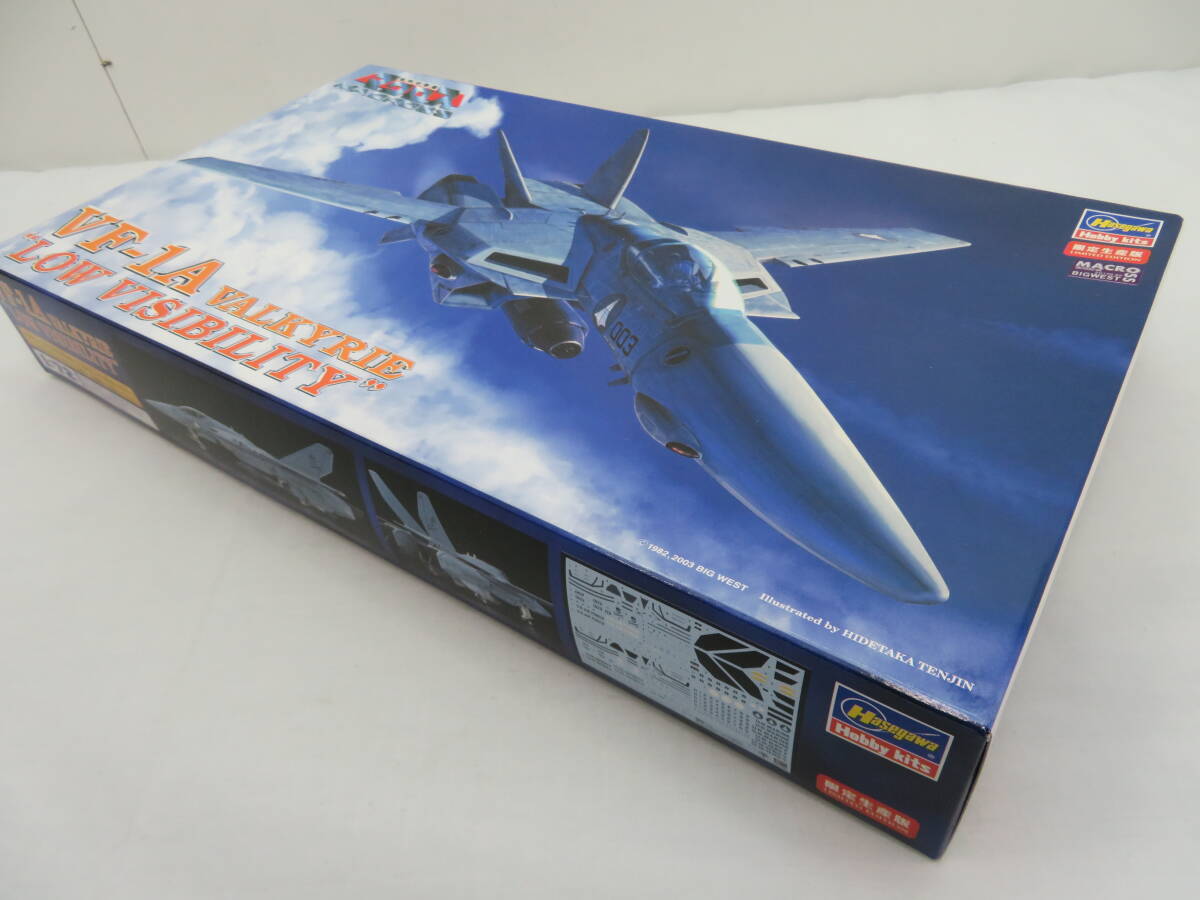 【管理G510】【未組立】限定生産版 HASEGAWA VF-1A バルキリー ロービジビリティ MACROSS マクロス 1/72 模型 プラモの画像2