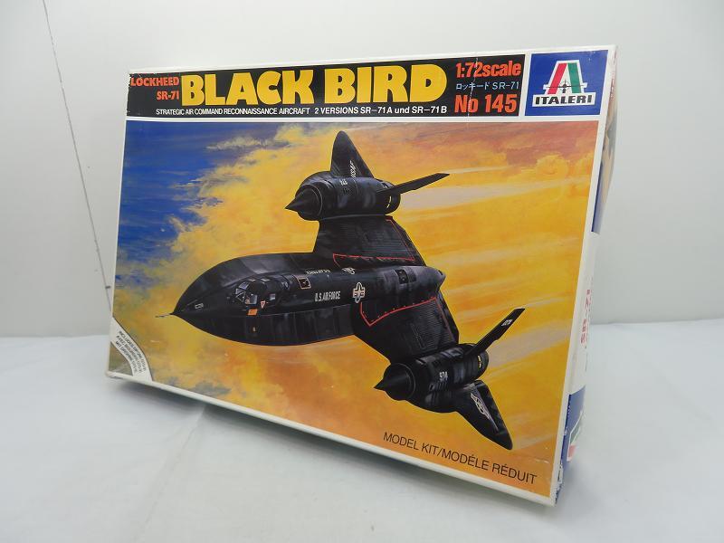 【管理G572】【未組立】ITALERI　イタレリ　LOCKHEED　SR-71A　BLACK BIRD　ブラックバード　NO.145　1/72 プラモデル 模型_画像1