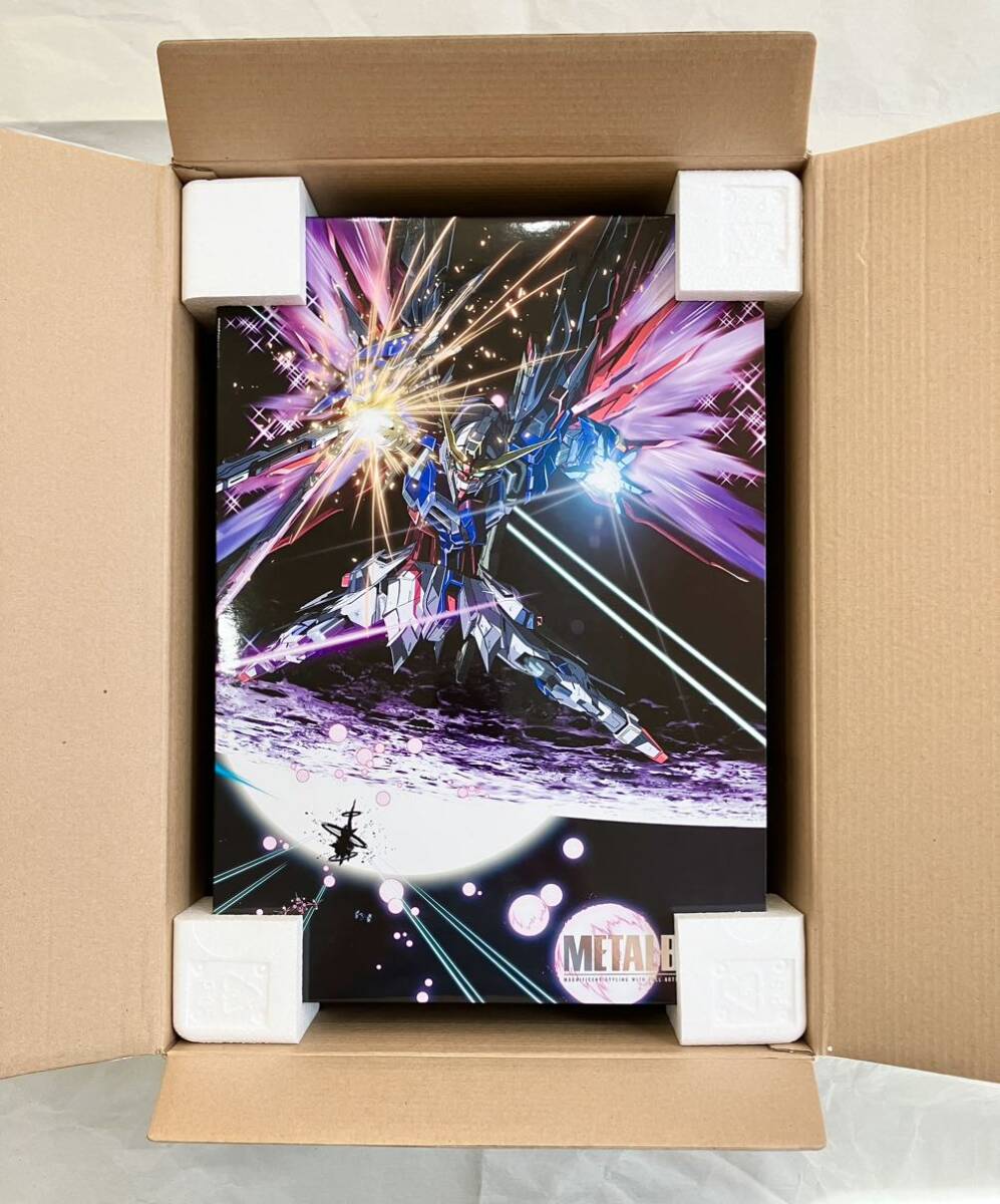 METAL BUILD デスティニーガンダム(フルパッケージ)輸送箱のみ METAL BUILD デスティニーガンダム(フルパッケージ)輸送箱のみ