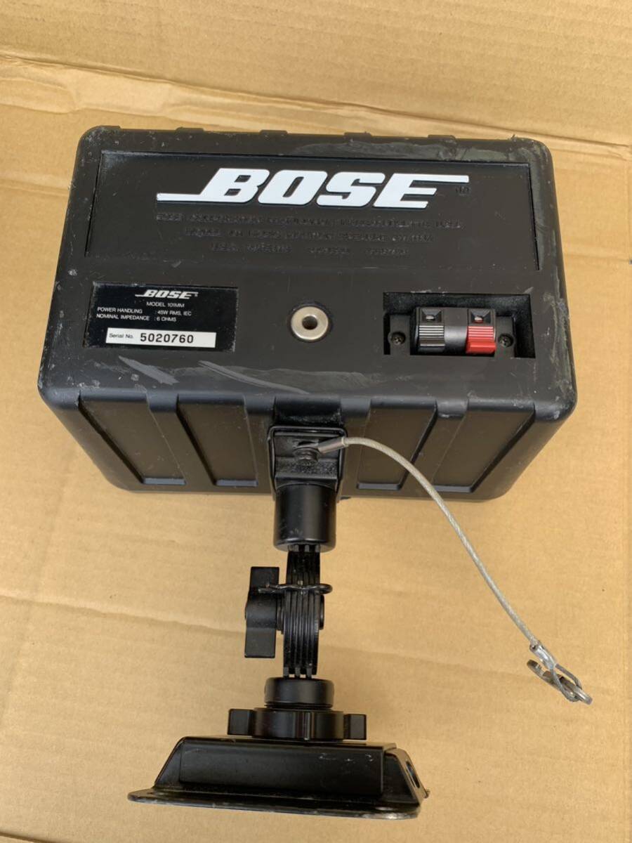 現状動作品 BOSE 101MM スピーカー ペア 天吊り 金具付き オーディオ 音響 ボーズ 連番ペアの画像9