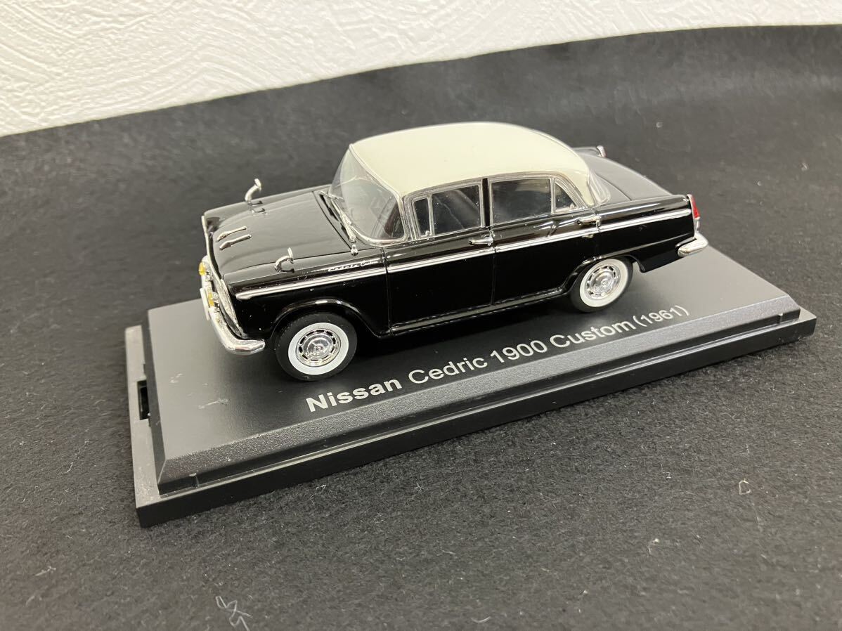 [TH1952-2] Nissan Cedric 1900 Custom (1961) 日産 セドリック ミニカー 国産名車 1/43 アシェット 国産名車コレクション の画像1