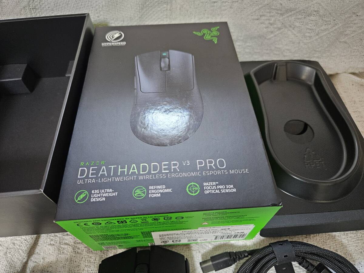 Razer レイザー DeathAdder V3 Pro ゲーミングマウス ワイヤレス　■ma4 _画像2