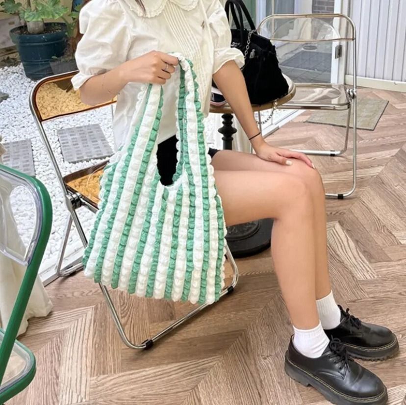 【残りわずか】ポップコーンバッグ 緑 白 トートバッグ 鞄 カジュアル 韓国系