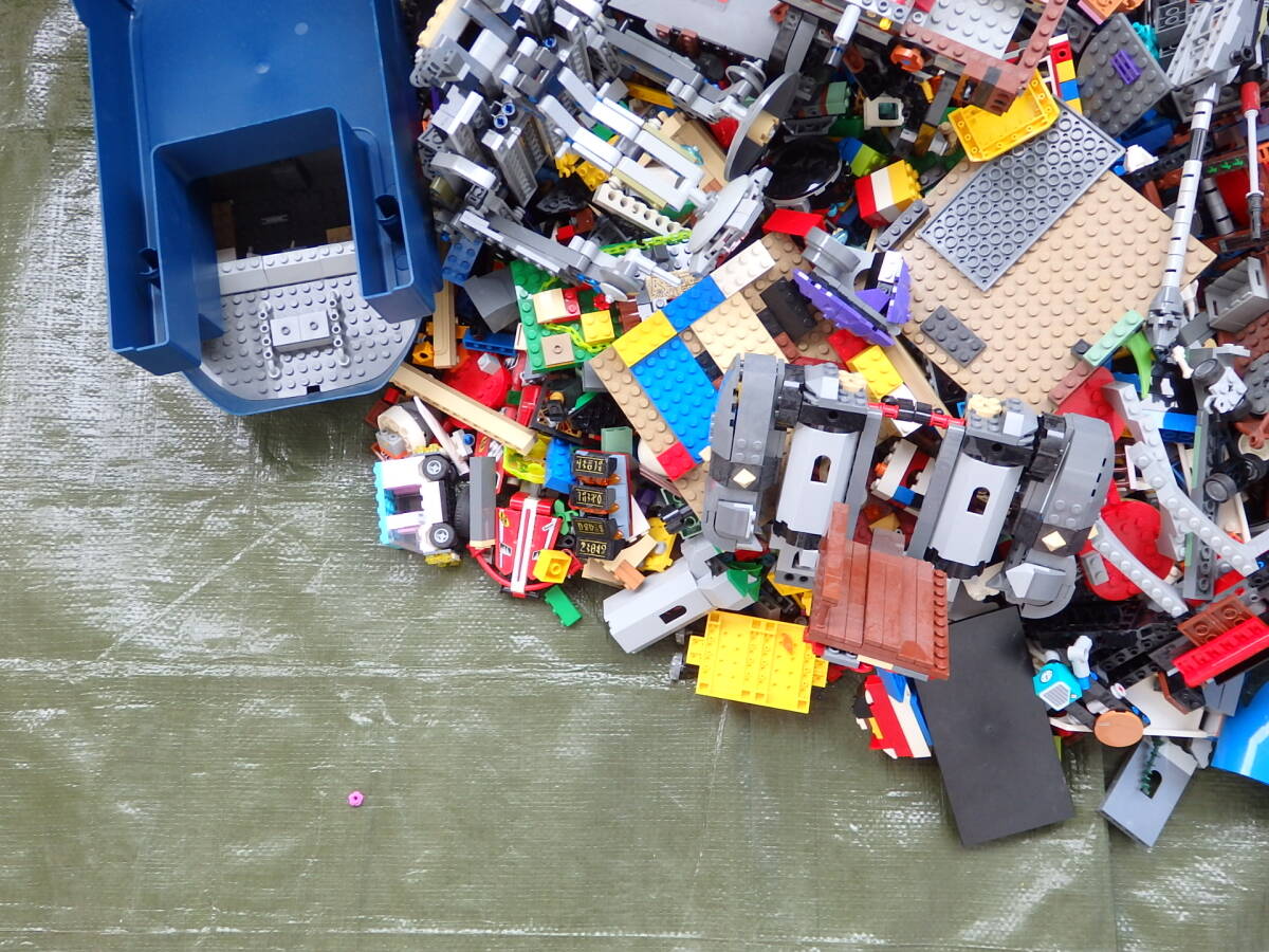 LEGO レゴ 14kg シティ ジュラシックワールド スターウォーズ パイレーツ ニンジャゴー 大量 まとめ パーツ ジャンク品 160サイズの画像2