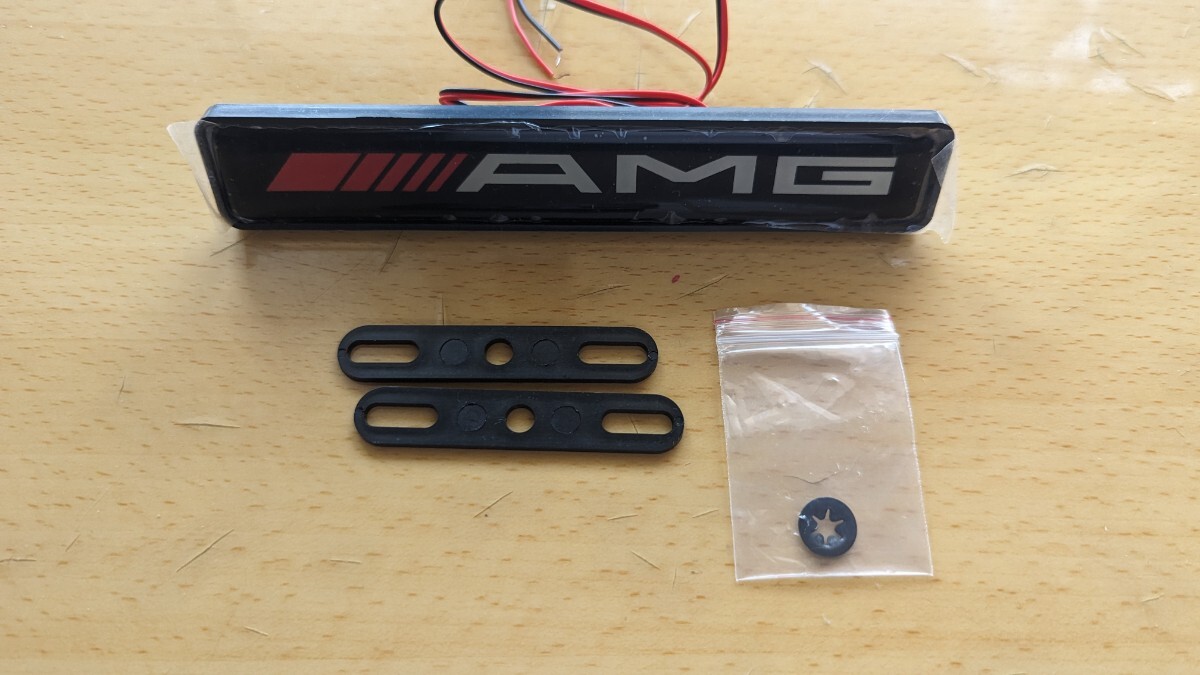 AMG LED付きエンブレム フロントグリルバンパーの画像1