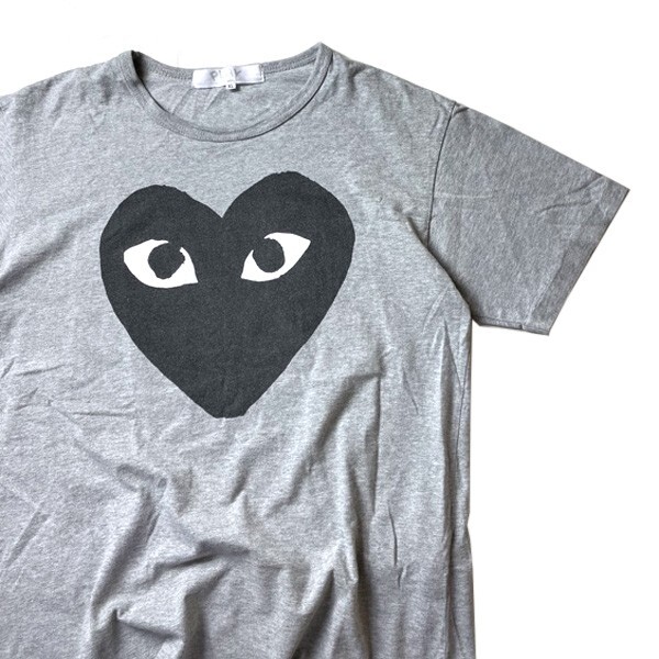 名作! PLAY Comme des Garcons コムデギャルソン 日本製 ハート ロゴ プリント 半袖 Tシャツ グレー ブラック 灰色 黒 XLサイズ メンズ古着の画像3