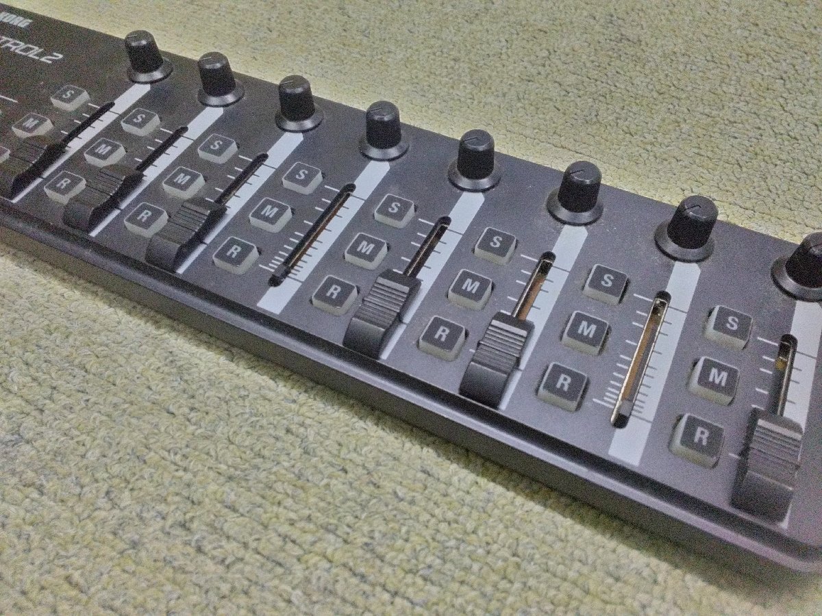 管理番号=c0673698【中古】KORG nano KONTROL2 JUNK コルグ ジャンク 現状渡しの画像2