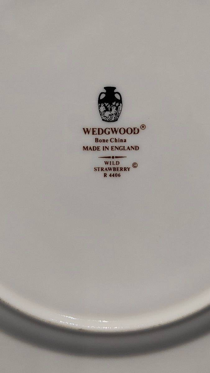 WEDGWOOD ウェッジウッド 　ワイルドストロベリー　 大皿