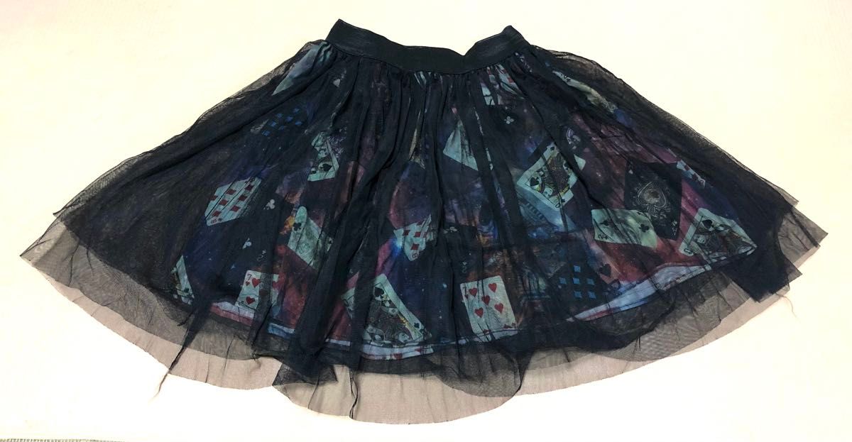 ほぼ新品 黒チュール スカート トランプ柄 ミニスカート ハロウィン コスプレ マジカルエミ風 マジシャン 不思議の国のアリス