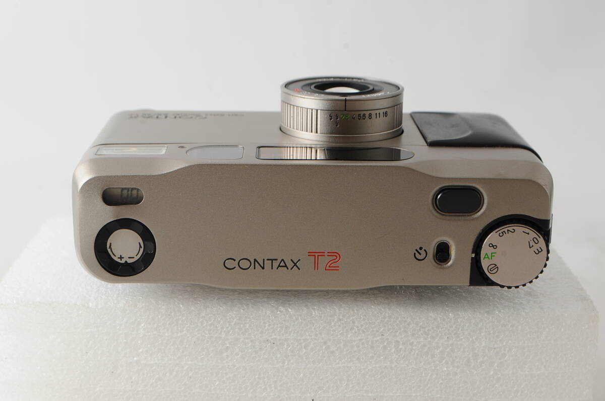 ◆極上美品◆ CONTAX コンタックス T2 元箱 付属品 ★清潔感溢れる綺麗な外観! カビ・クモリ・キズ・スレなし! 細かく動作確認済み!_画像3