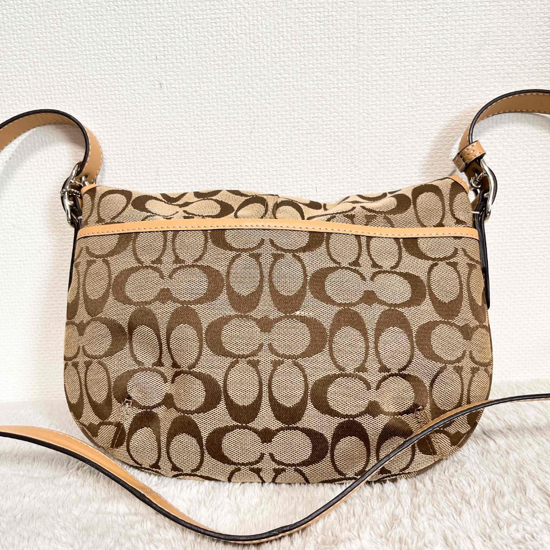 美品COACH コーチショルダーバッグハンドバッグブラウン茶シグネチャー総柄