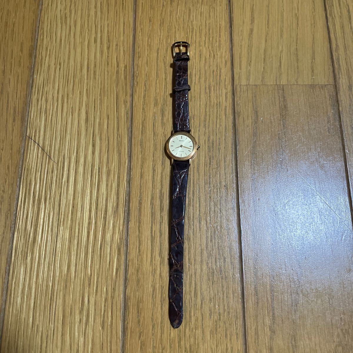 SEIKO EXCELINE 18KT 腕時計 【電池切れ】_画像1