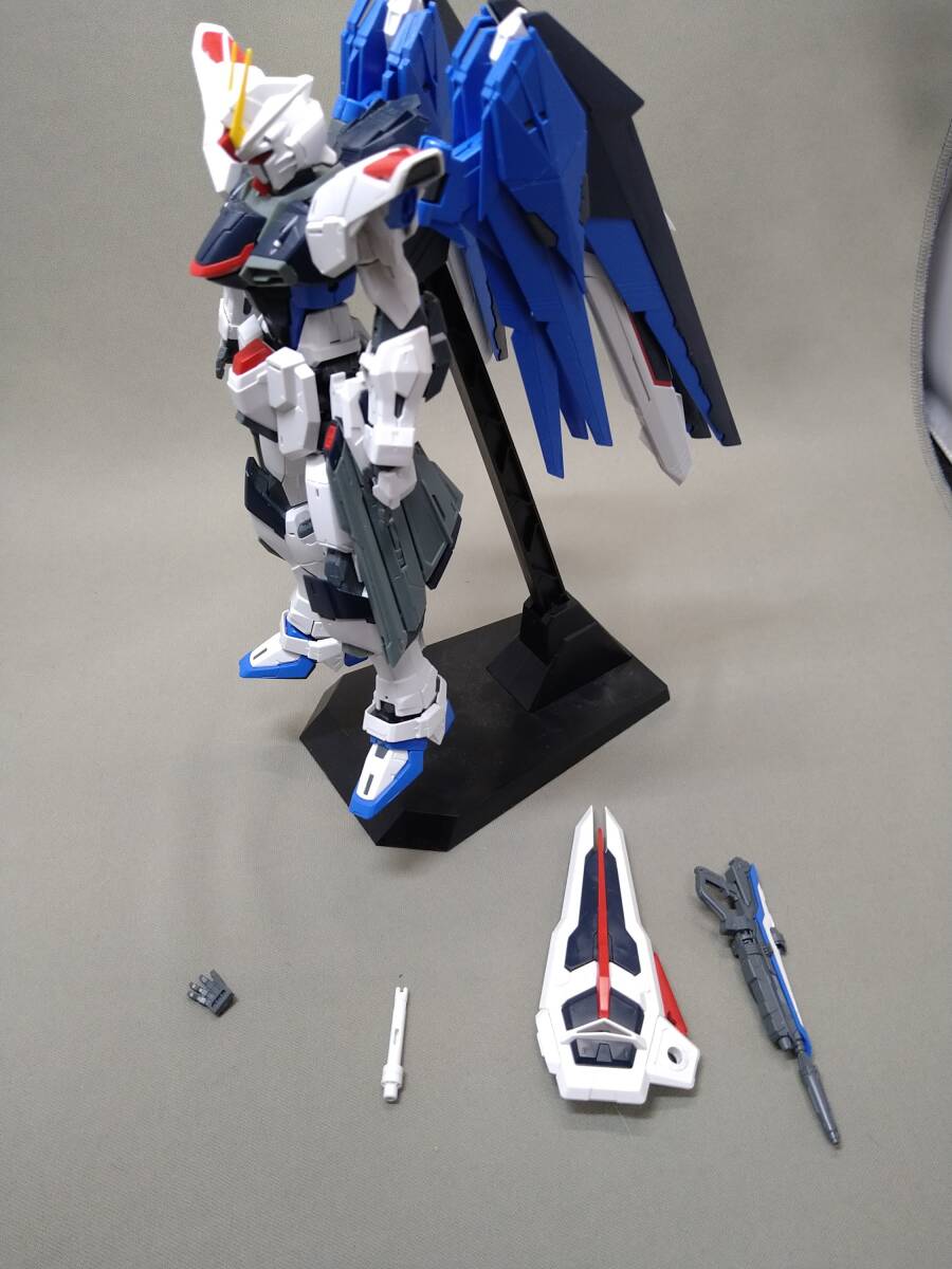 MG　フリーダム　Ver2.0　ガンプラ　プラモデル　1/100　中古品　ジャンク　seed_画像6