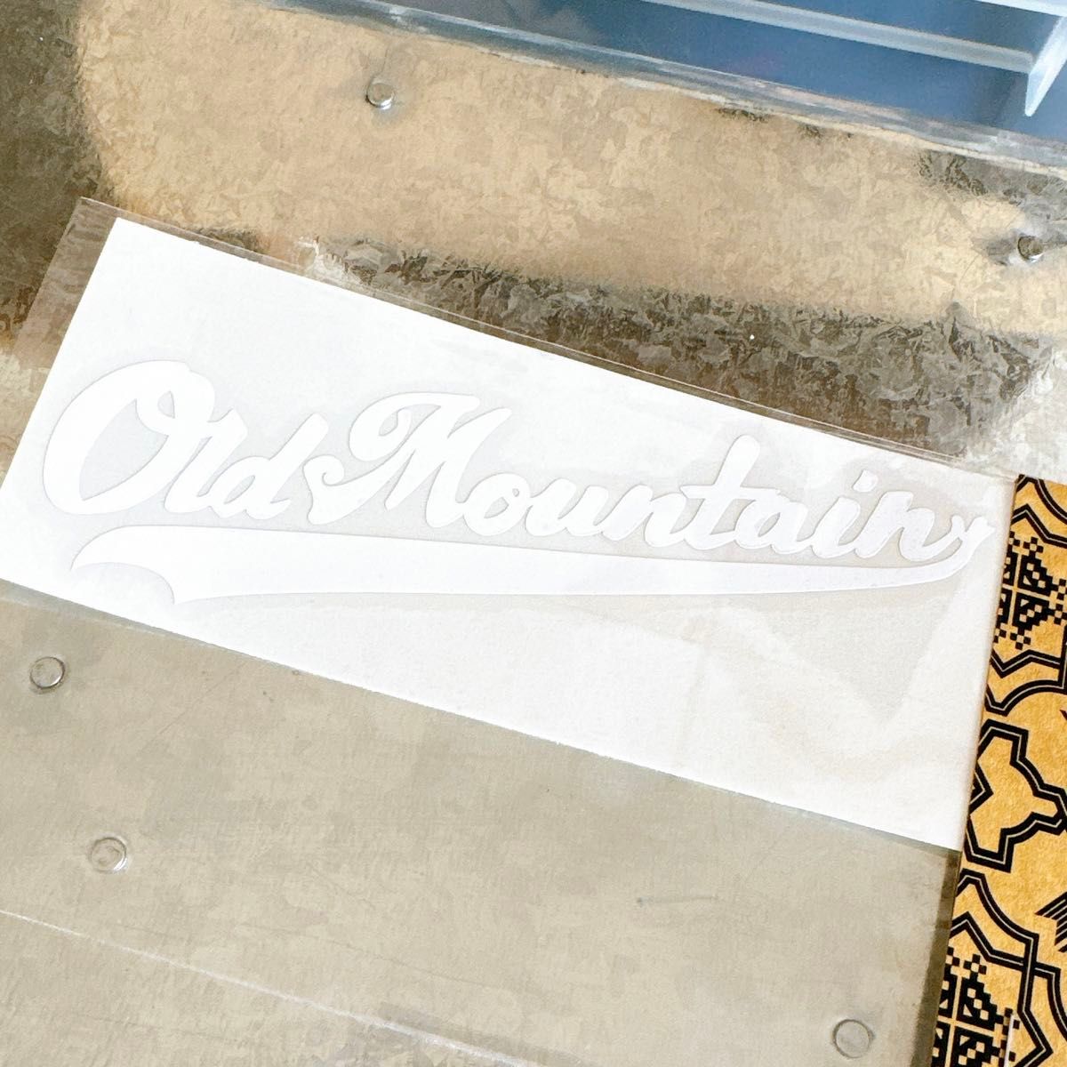 新品未開封 OLDMOUNTAIN ClassicLogo ステッカー オールド 新品未開封 OLDMOUNTAIN ClassicLogo ステッカー オールド