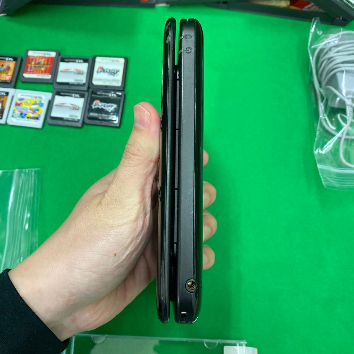 3DS LL本体＋カセット ブラック ニンテンドー3DSLL