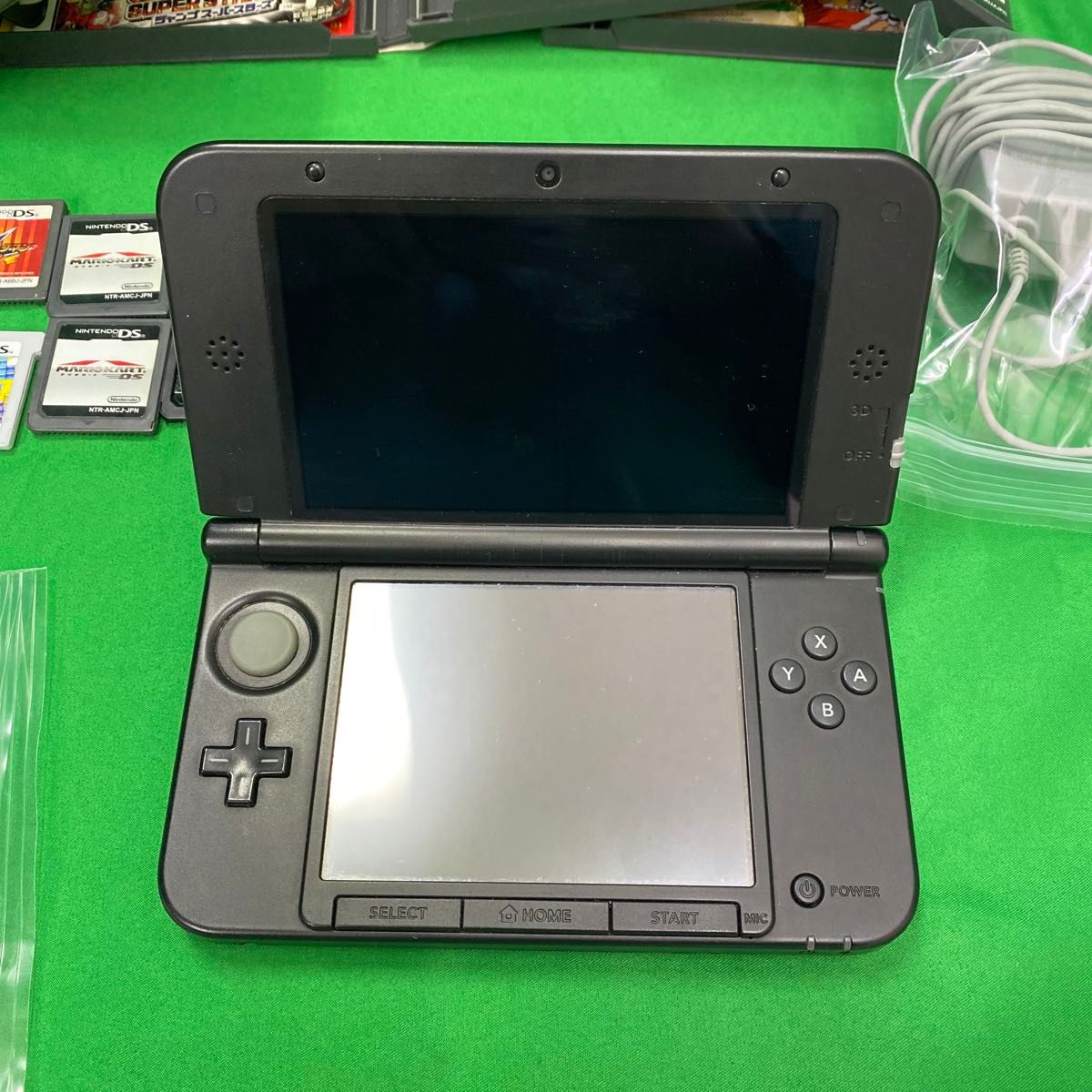 3DS LL本体＋カセット ブラック ニンテンドー3DSLL