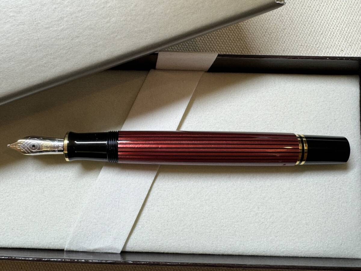 Pelikan（ペリカン）万年筆 スーベレーン M600 レッド ペン先Mの画像1