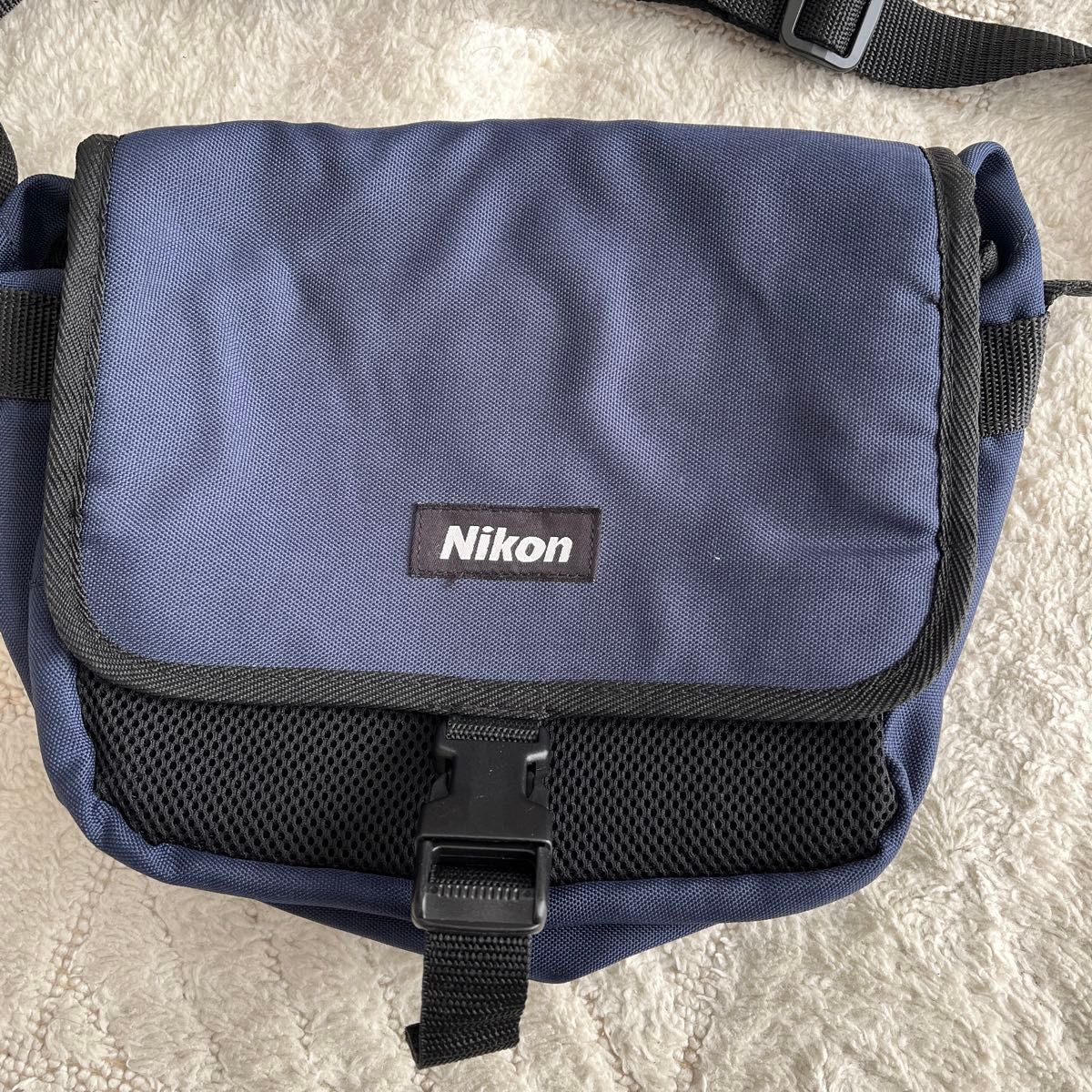 Nikon ニコンショルダーバッグ ネイビー　カメラポーチ
