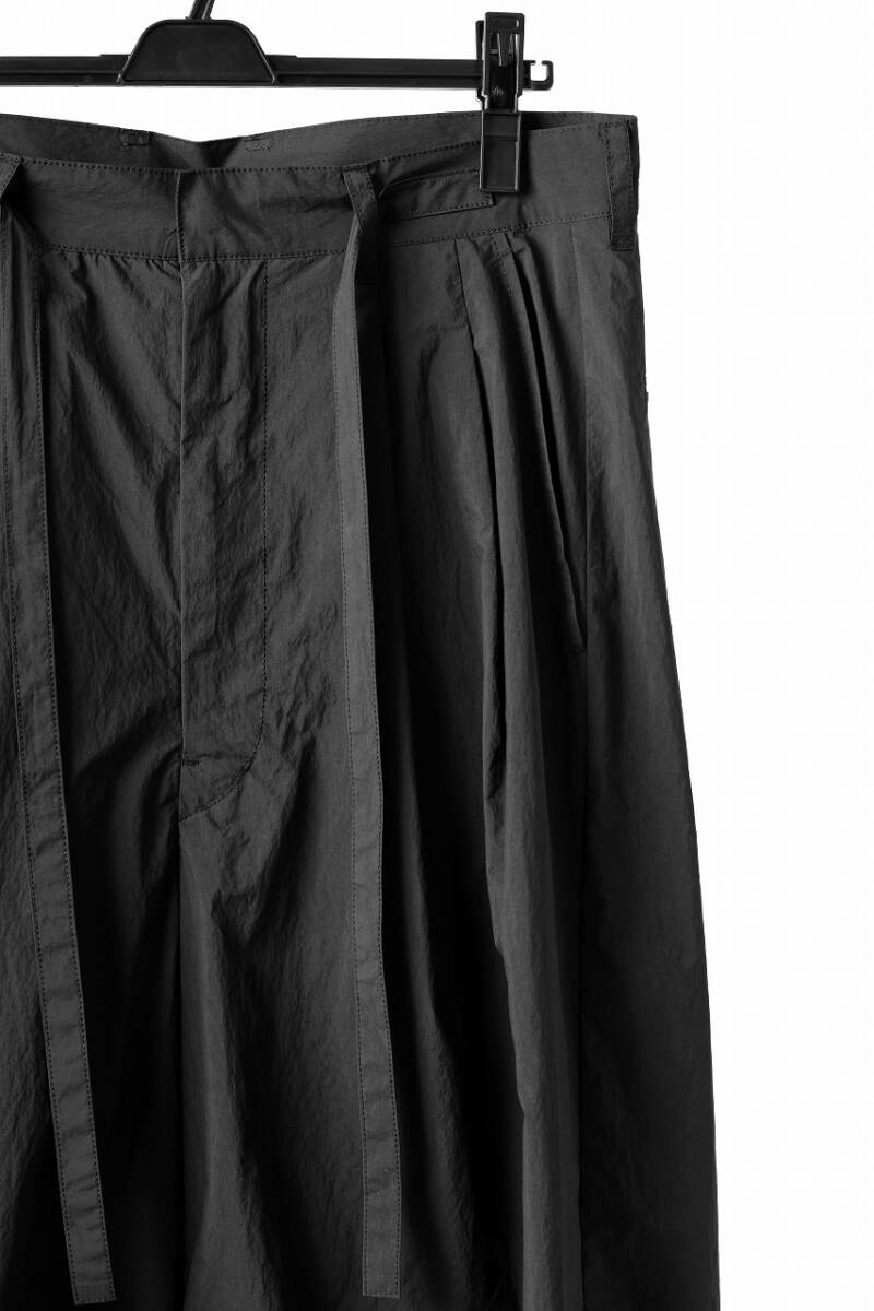 D-VEC WIDE FLARED SHORTS / W WATER REPELLENT NYLON TAFFETA обычная цена 31900 иен DAIWA ALMOSTBLACK A.F ARTEFACT ACRONYM ACRONYM