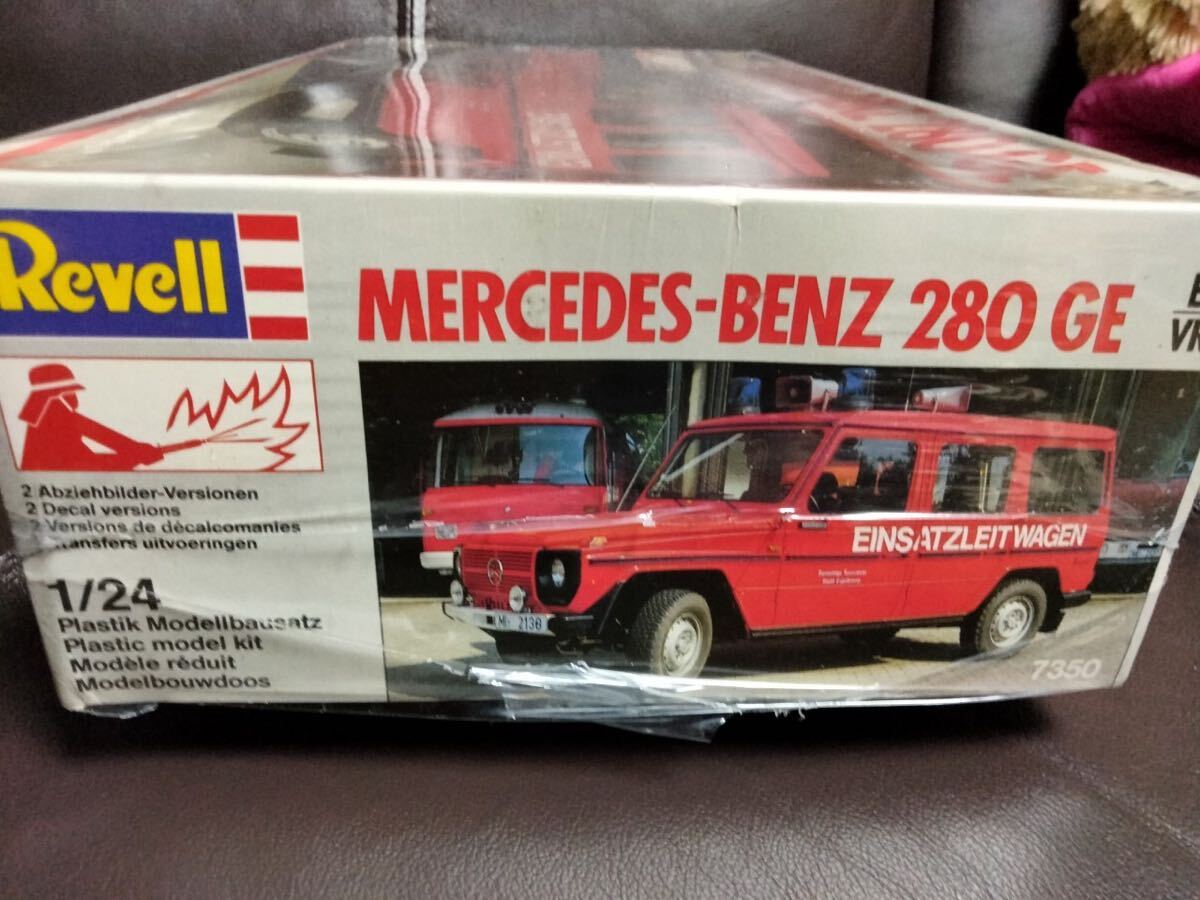  fire fighting Revell 7350 MERCEDES BENZ 280 GE FIRE CHIEF Benz fire fighting finger . car fire - chief car 1/32 Revell plastic model unopened fire-engine 