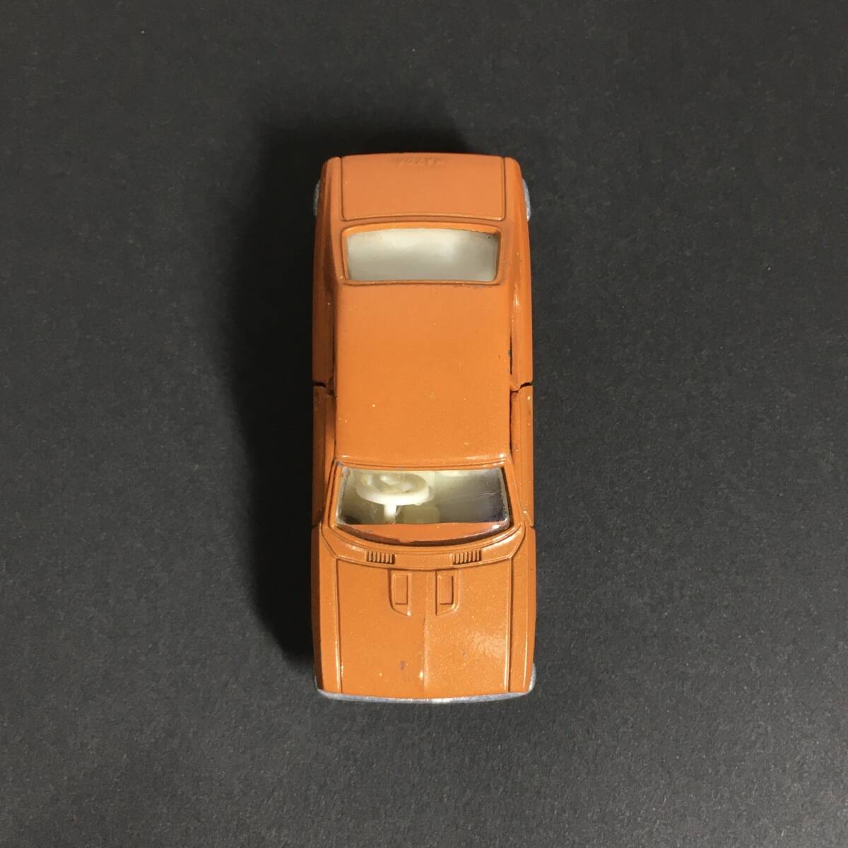Yahoo!オークション - 香港 トミカ TOMICA tomica No.12 CAPELLA Yahoo!オークション - 香港 トミカ TOMICA tomica No.12 CAPELLA