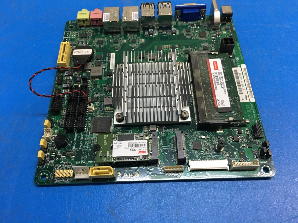 中古　V-net AAEON　Mini ITX規格産業用マザーボード　EMB-APL1-A10-3550-TAI ① _画像2