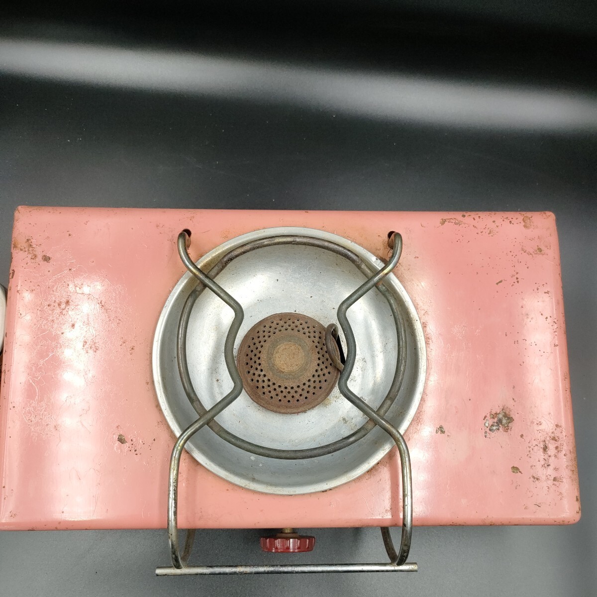 現状販売品 Coleman 5402 ピクニックストーブ Patio Pink シングルガスバーナー 1950年代〜60年代 コールマン カセットコンロ の画像4