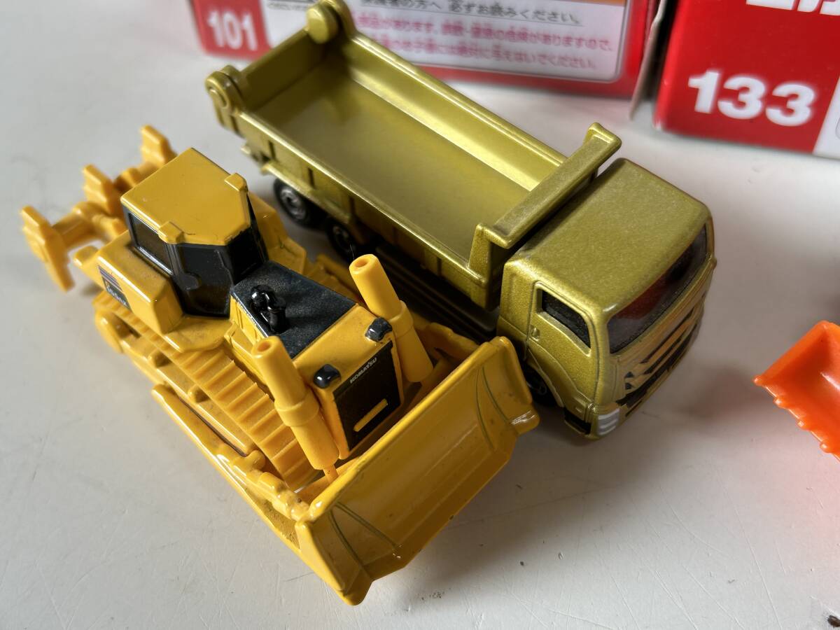 Hj310◆TOMICA トミカ◆ミニカー 建設車両 コベルコ コマツ いすゞ トラック ダンプカー ブルドーザー 解体 56 60 101 130 133 140の画像2