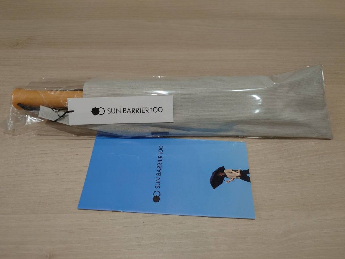 新品未使用【サンバリア100】2段折mokuアイボリー 完全遮光日傘 新品未使用【サンバリア100】2段折mokuアイボリー 完全遮光日傘