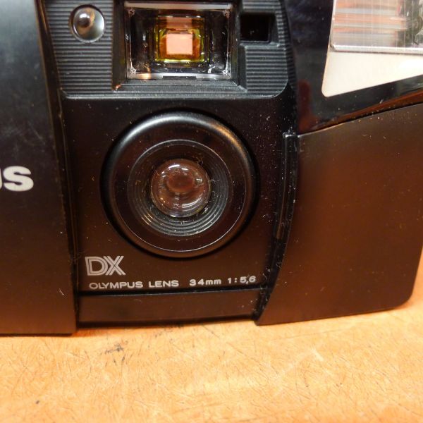 d★579 Olympus Trip 300 DX コンパクトフィルムカメラ 34mm/ F/5.6/60_画像3