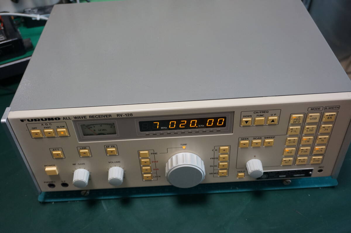 fURUNO RV-128 全波受信機 ０，1から40MHz連続受信可能の画像9